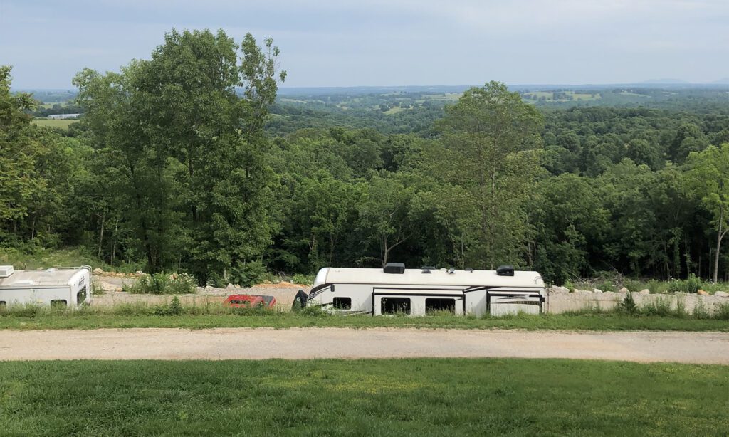 Big-rig friendly RV sites at Ozark View RV Park near Branson MO
