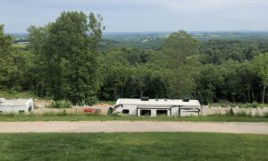 Big-rig friendly RV sites at Ozark View RV Park near Branson MO