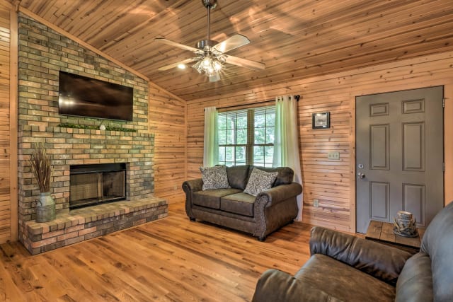 Ozark Cabin Rentals - Cabins In The Ozarks | @870-715-0131